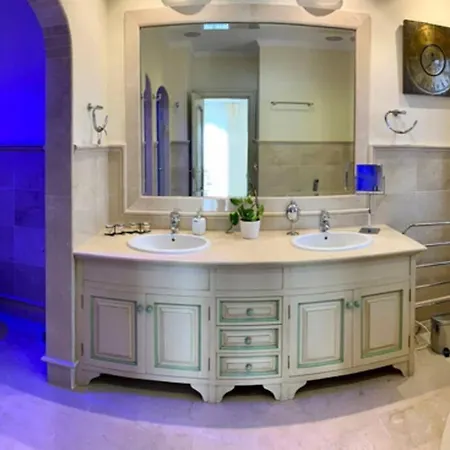 De Lujo Bahia De - Family Only Villa Marbella