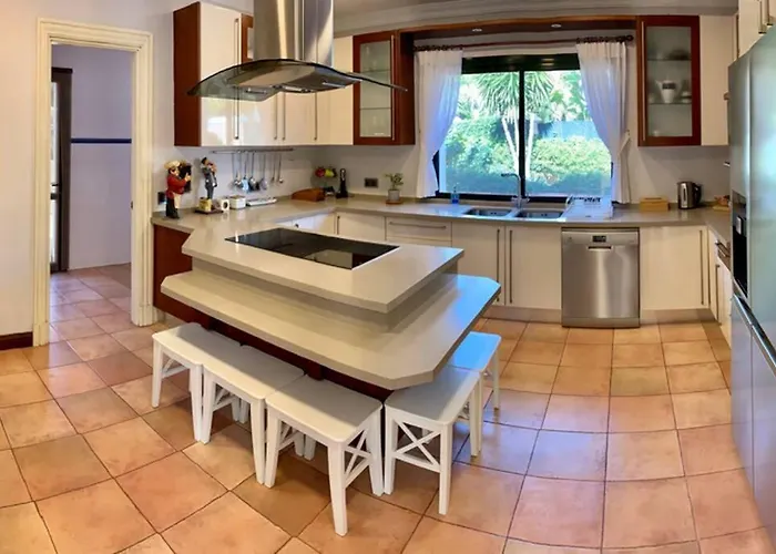 De Lujo Bahia De - Family Only Villa
